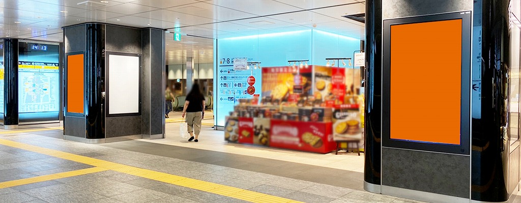 J・ADビジョン東京駅新幹線北乗換口｜新幹線改札（北寄り）付近にある映像広告です